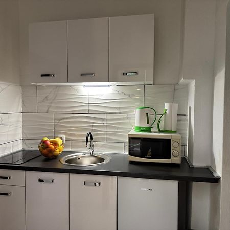 טרוגיר Apartments Villa Mirella 20 M From The Sea - Free Parking מראה חיצוני תמונה