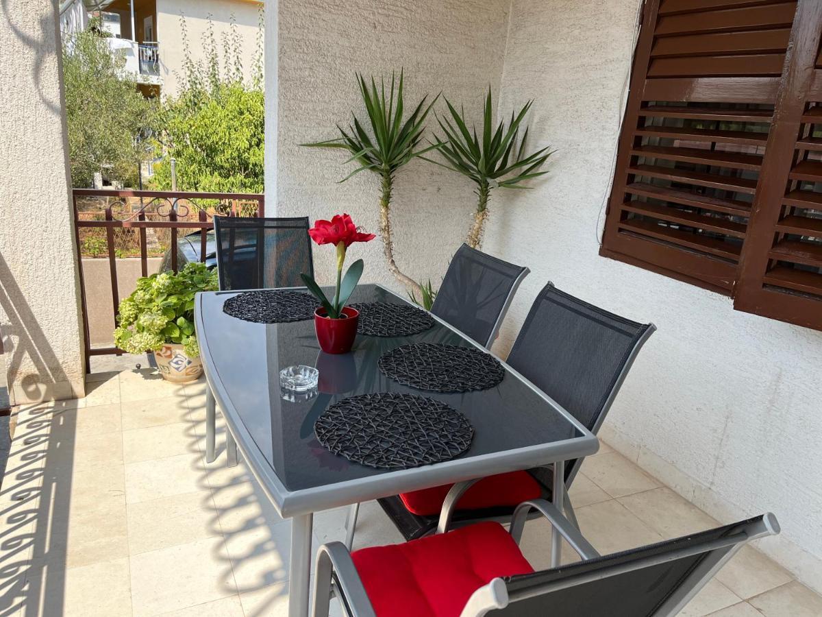 טרוגיר Apartments Villa Mirella 20 M From The Sea - Free Parking מראה חיצוני תמונה